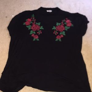 tshirt with neck slit